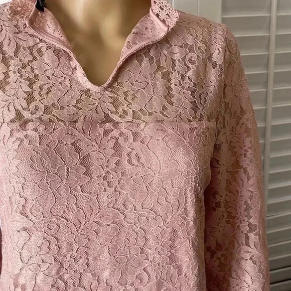 CABLE & GAUGE Women’s Light Pink / ROSE Lace Blouse Top - Size Medium NWT - Picture 2 of 7